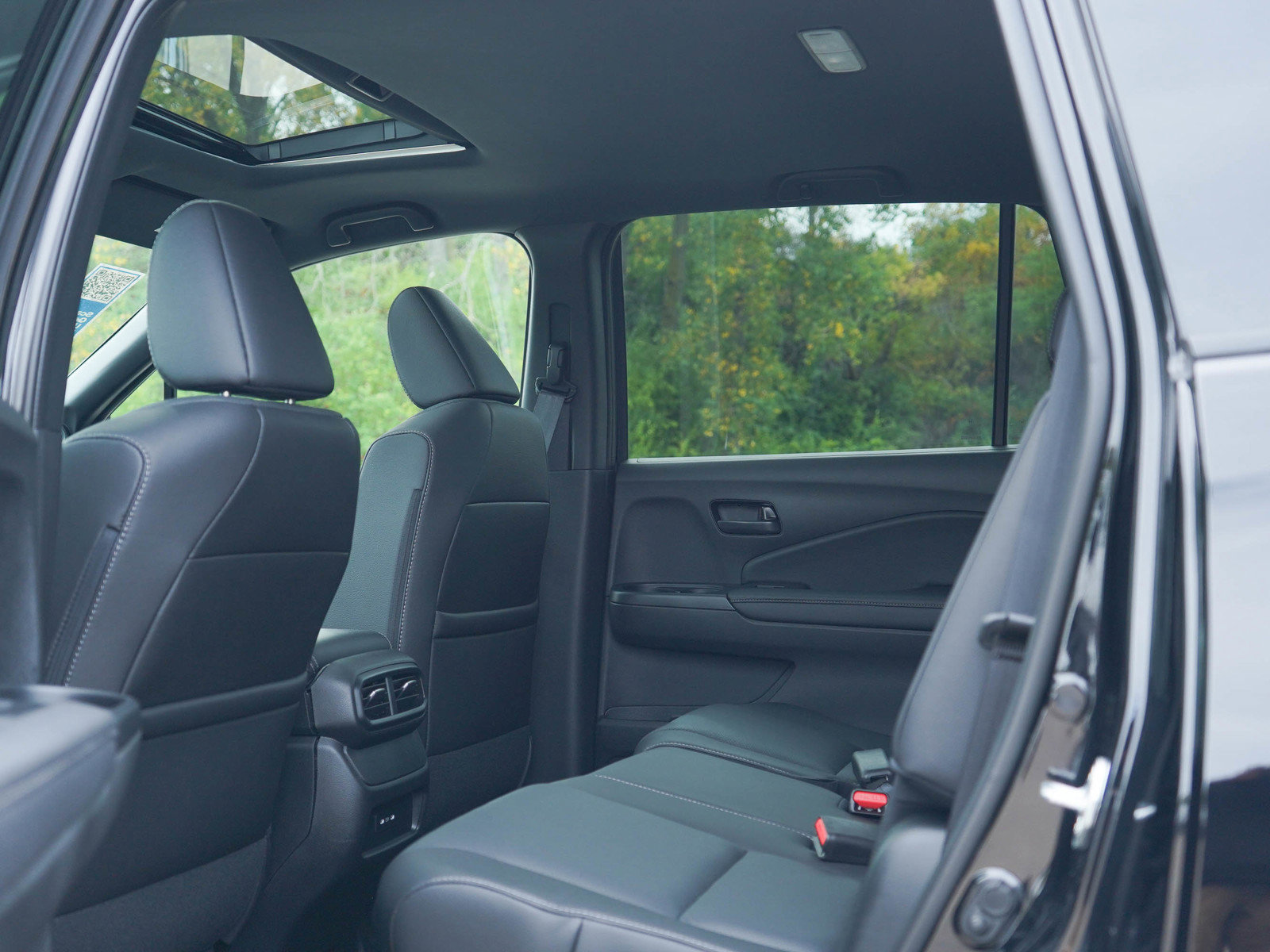 Used 2024 Honda Passport EX-L image 19