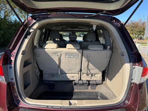 Used 2014 Honda Odyssey Touring image 10