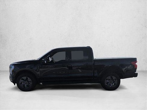 Used 2024 Ford F150 Lightning Lariat image 9