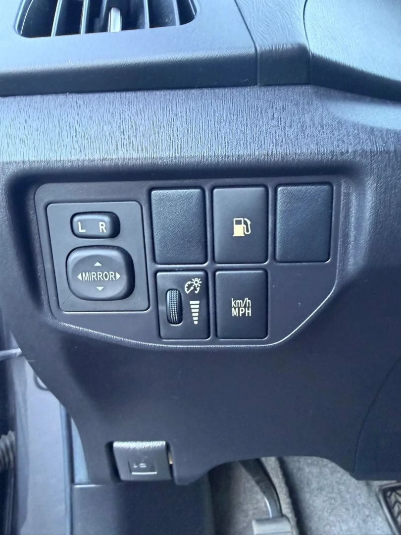 Used 2012 Toyota Prius Prime Plug-In Hybrid FWD image 29