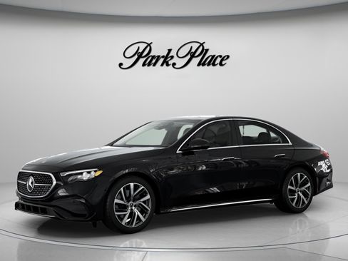 New 2026 Mercedes-Benz E 350 Sedan image 2