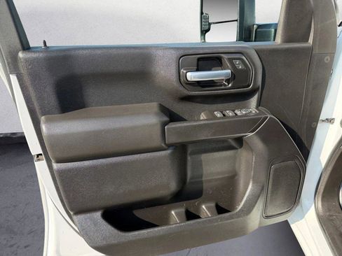 Used 2021 Chevrolet Silverado 2500 W/T w/ WT Convenience Package image 15