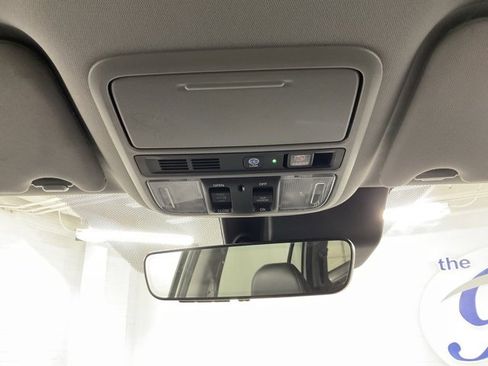 Certified 2019 Honda Pilot Touring image 36