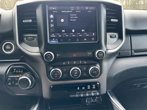 Used 2022 RAM 1500 Big Horn AWD/4WD image 15