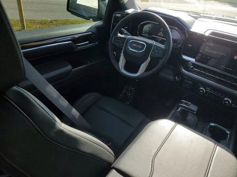Used 2025 GMC Sierra 1500 Elevation w/ Elevation Premium Package image 21