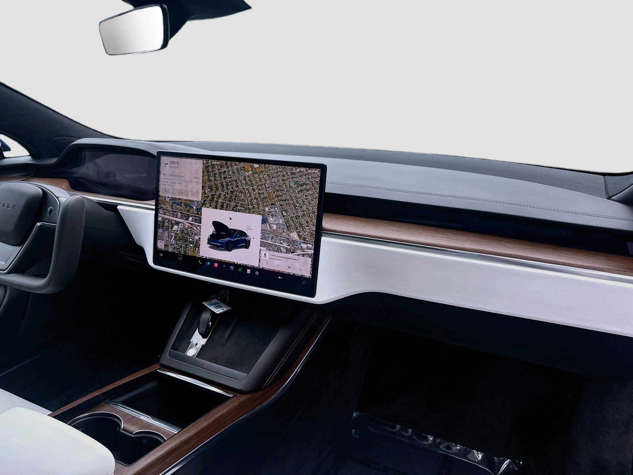 Used 2022 Tesla Model S AWD/4WD image 33
