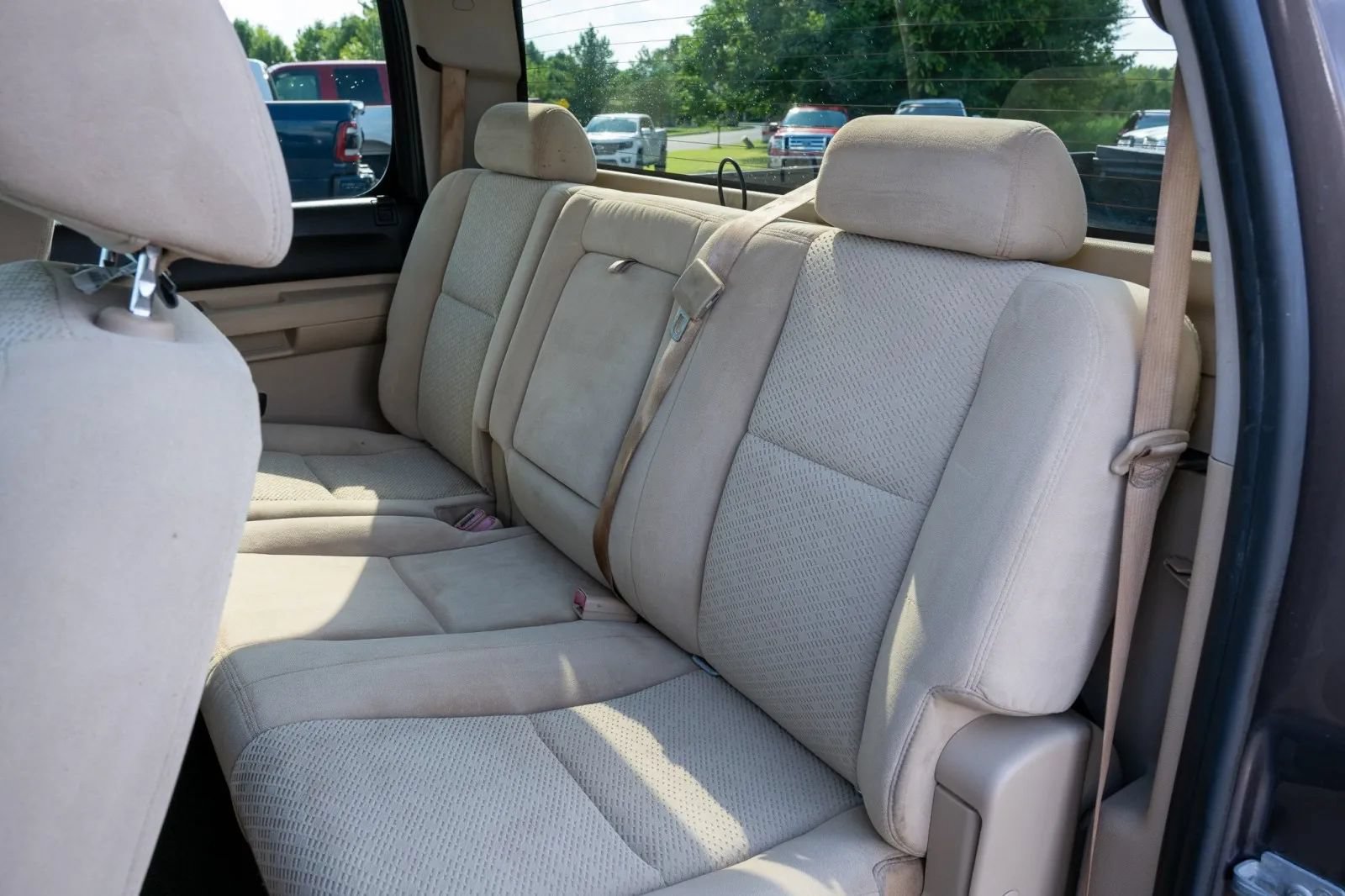 Used 2007 Chevrolet Silverado 1500 LT w/ 1LT Convenience Package AWD/4WD image 40