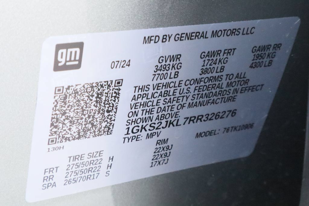 Used 2024 GMC Yukon XL Denali AWD/4WD image 39
