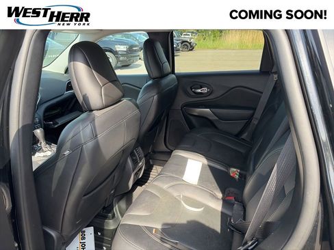 Used 2021 Jeep Cherokee Latitude Lux w/ Comfort/Convenience Group AWD/4WD image 6