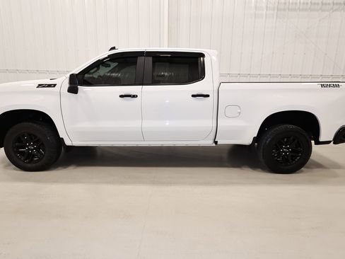 Used 2020 Chevrolet Silverado 1500 LT Trail Boss image 6