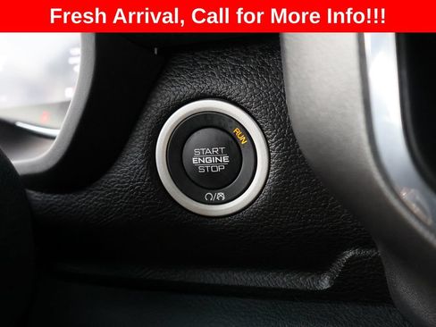 Used 2025 RAM 2500 Laramie AWD/4WD image 35