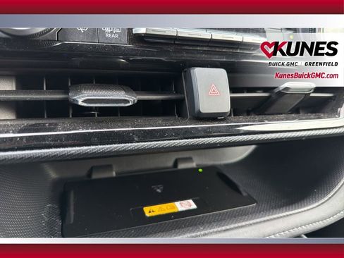 Used 2024 Toyota Highlander XSE image 30