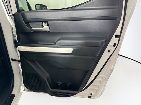 Used 2024 Toyota Tacoma TRD Off-Road image 30