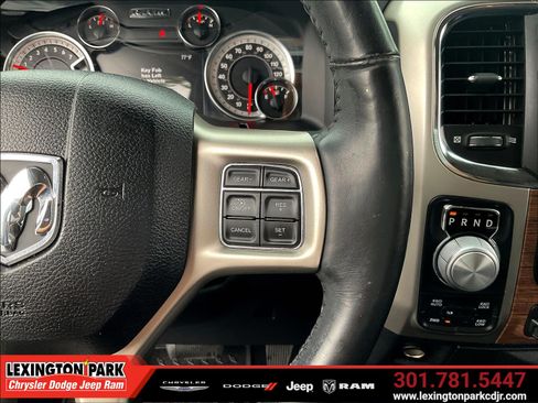 Used 2018 RAM 1500 Laramie w/ Convenience Group AWD/4WD image 13