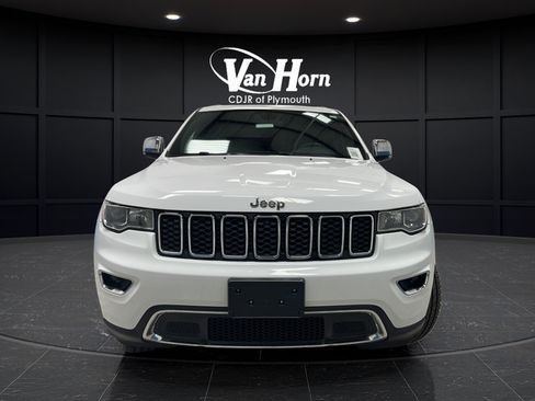 Used 2019 Jeep Grand Cherokee Limited AWD/4WD image 2