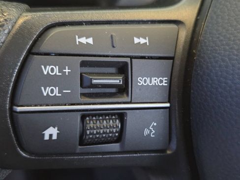 Certified 2025 Honda CR-V LX image 29
