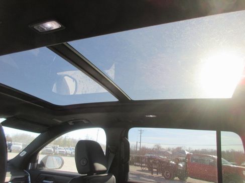 New 2026 GMC Acadia Denali Ultimate AWD/4WD image 16