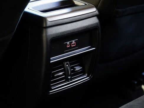 Used 2019 Nissan Murano S image 34