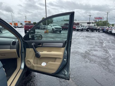 Used 2010 Honda CR-V LX image 38