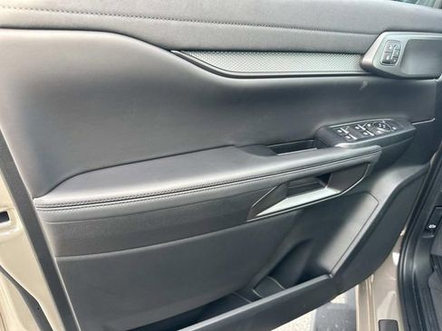 New 2025 Ford Ranger Raptor image 18