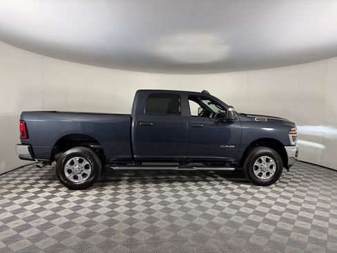 Used 2026 RAM 2500 Big Horn AWD/4WD image 4