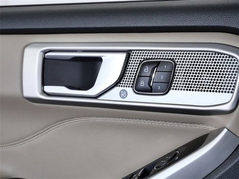 Certified 2023 Ford Explorer Limited w/ Equipment Group 301A image 26