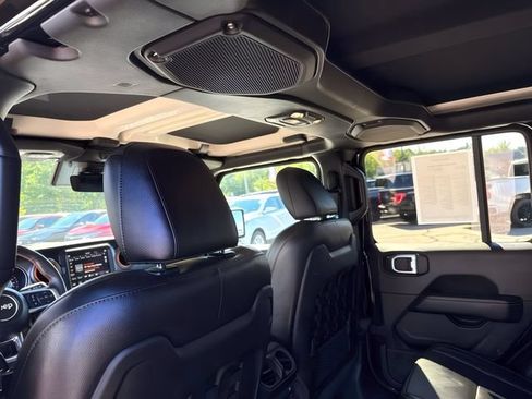 Used 2020 Jeep Gladiator Mojave AWD/4WD image 21
