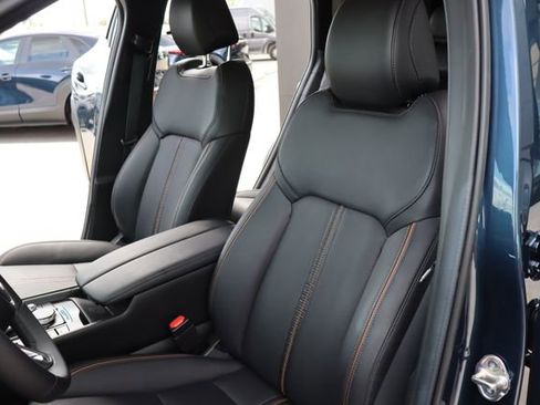 Used 2025 MAZDA CX-50 AWD 2.5 S w/ Premium Plus Pkg image 11