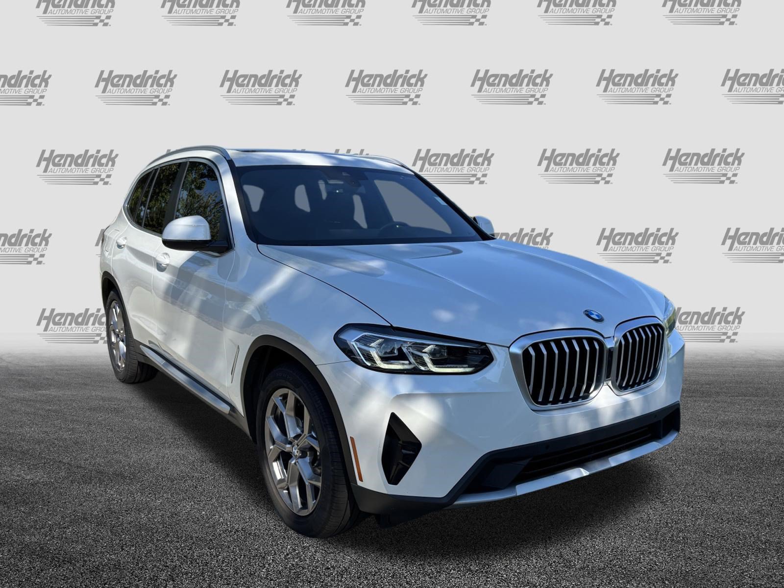 Used 2022 BMW X3 xDrive30i w/ Premium Package 2 AWD/4WD image 2
