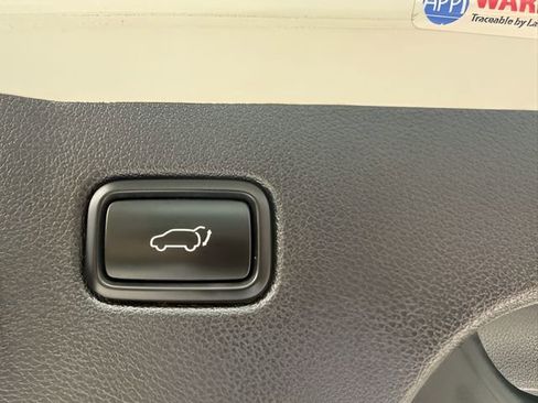 Used 2018 Kia Sorento EX AWD/4WD image 9