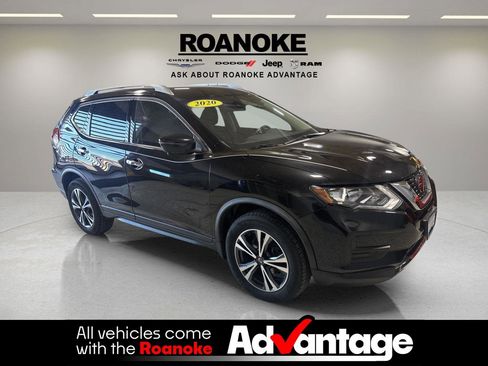 Used 2020 Nissan Rogue SV w/ Premium Package image 26