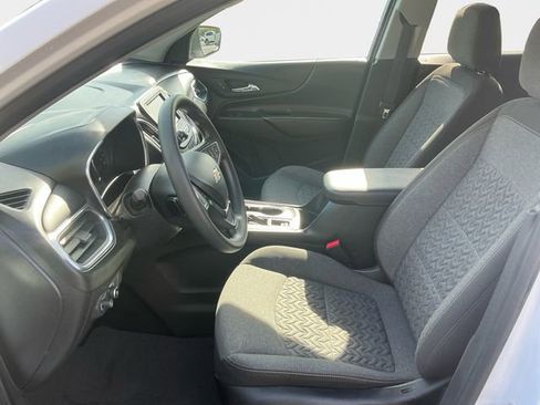 Used 2022 Chevrolet Equinox LT AWD/4WD image 10