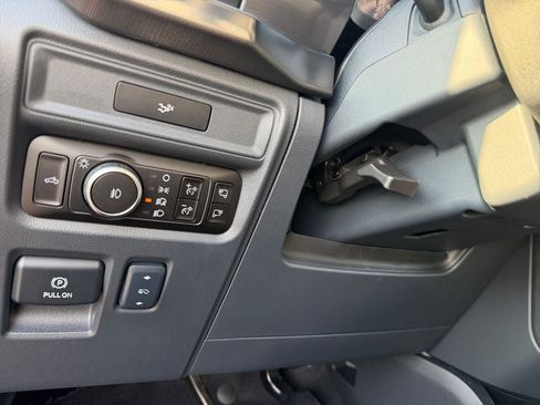 Used 2026 Ford F150 Lariat AWD/4WD image 19