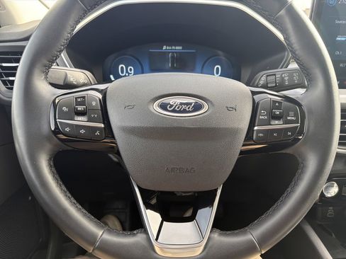 Used 2024 Ford Escape Platinum image 25