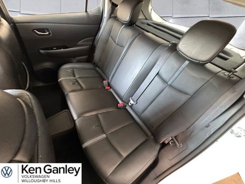 Used 2019 Nissan Leaf SL w/ SL Technology Package FWD image 19