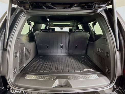 New 2026 GMC Yukon XL Denali w/ Denali Reserve Package image 23