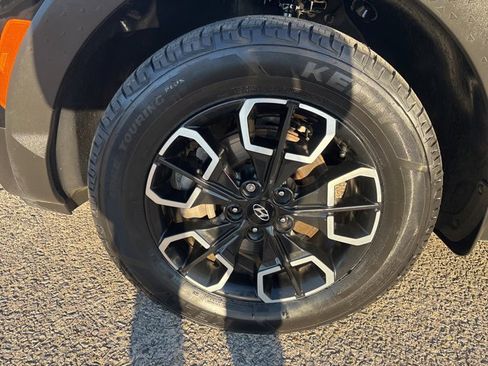 Used 2022 Hyundai Santa Cruz SEL Premium image 26