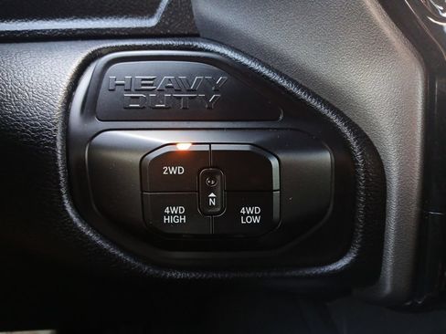Used 2026 RAM 2500 Laramie AWD/4WD image 10