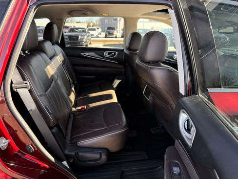 Used 2019 INFINITI QX60 Luxe w/ Essential Package image 22