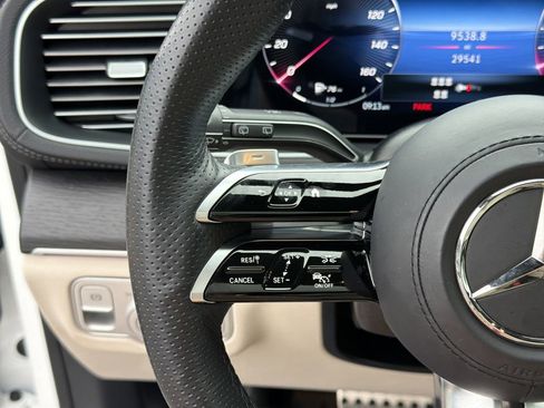 Used 2024 Mercedes-Benz GLS 450 4MATIC image 34