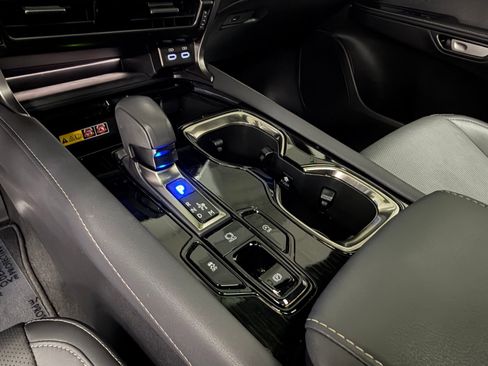 Used 2025 Lexus RX 350 FWD w/ Technology Package image 30