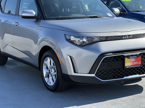 Certified 2024 Kia Soul LX w/ Option Group 015 image 12