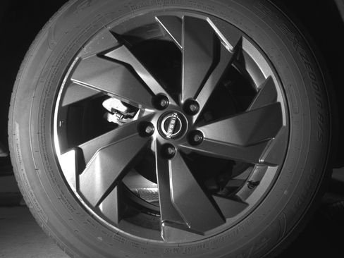 Used 2025 Nissan Rogue SV FWD image 15