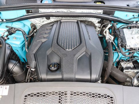 Used 2022 Porsche Macan image 33