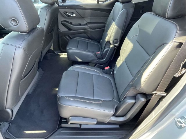 Certified 2020 Chevrolet Traverse Premier FWD image 11