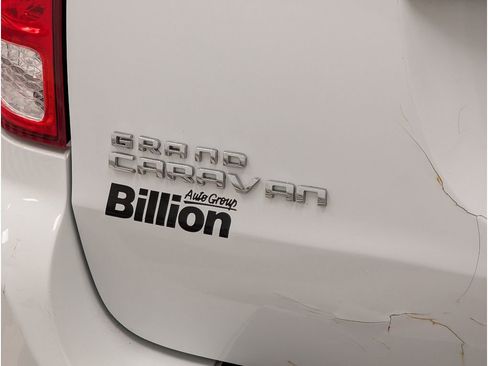 Used 2014 Dodge Grand Caravan American Value Package w/ UConnect Hands-Free Group image 5