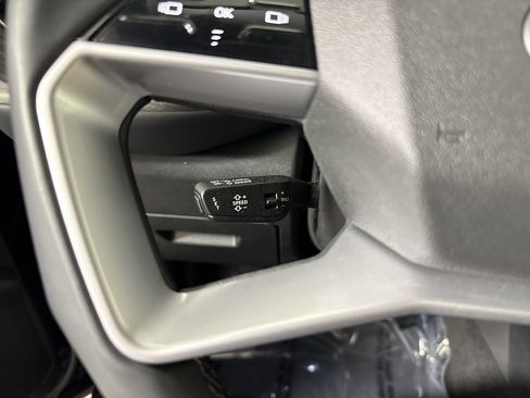 Used 2025 Audi Q5 Premium Plus w/ Premium Plus image 22