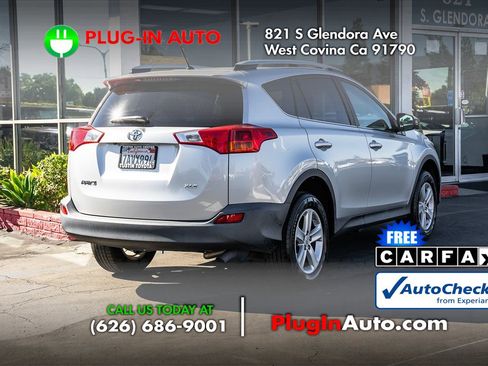 Used 2013 Toyota RAV4 XLE image 4