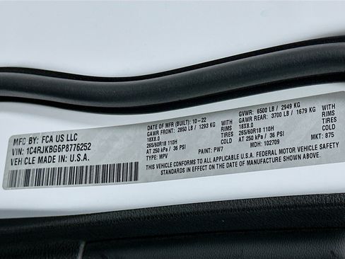 Used 2023 Jeep Grand Cherokee L Limited image 12