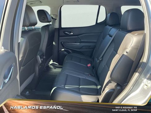 Certified 2021 GMC Acadia SLT w/ Technology Package image 33